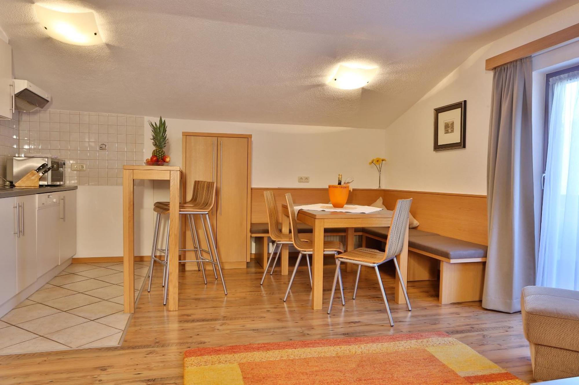 Apartmenthaus Joerg แซร์เฟาส์ ห้อง รูปภาพ