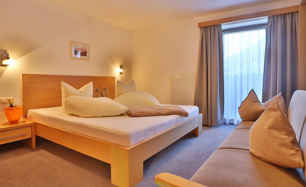 Apartmenthaus Joerg แซร์เฟาส์ ภายนอก รูปภาพ