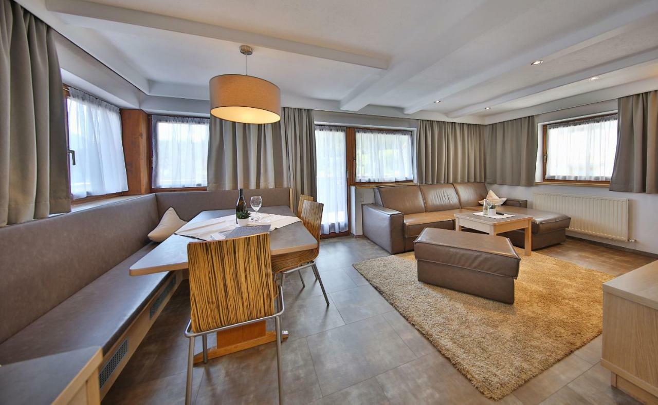 Apartmenthaus Joerg แซร์เฟาส์ ภายนอก รูปภาพ